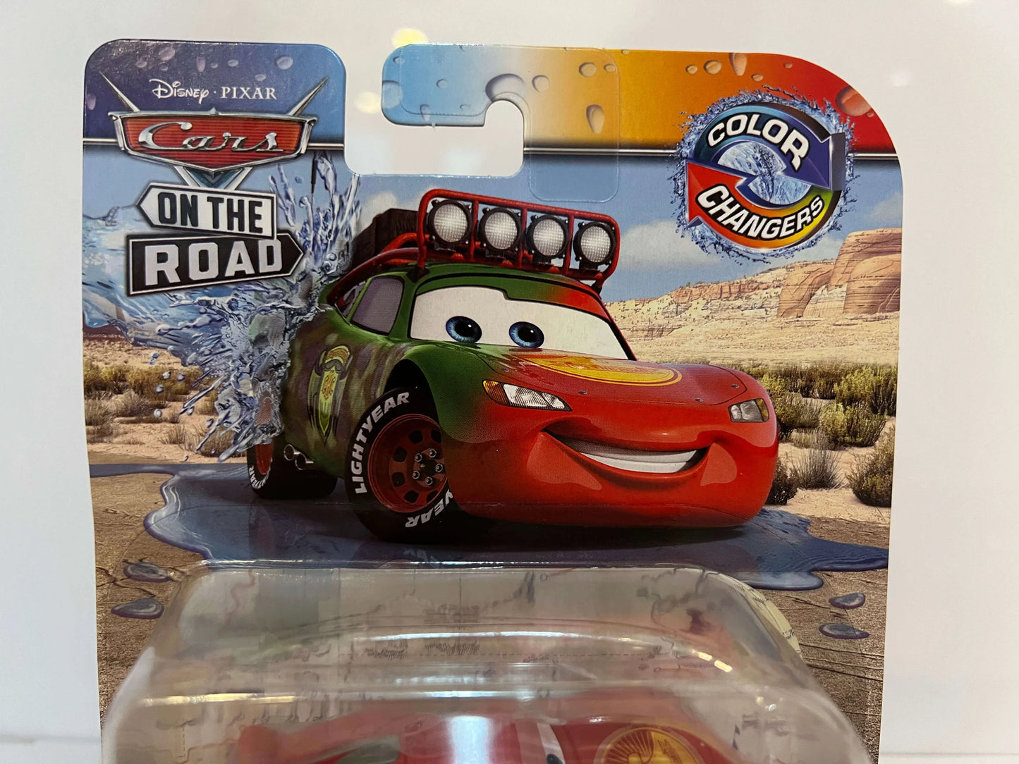 【カラーチェンジャー】CRYPTID BUSTER LIGHTNING McQUEEN(ON THE ROAD 2023)