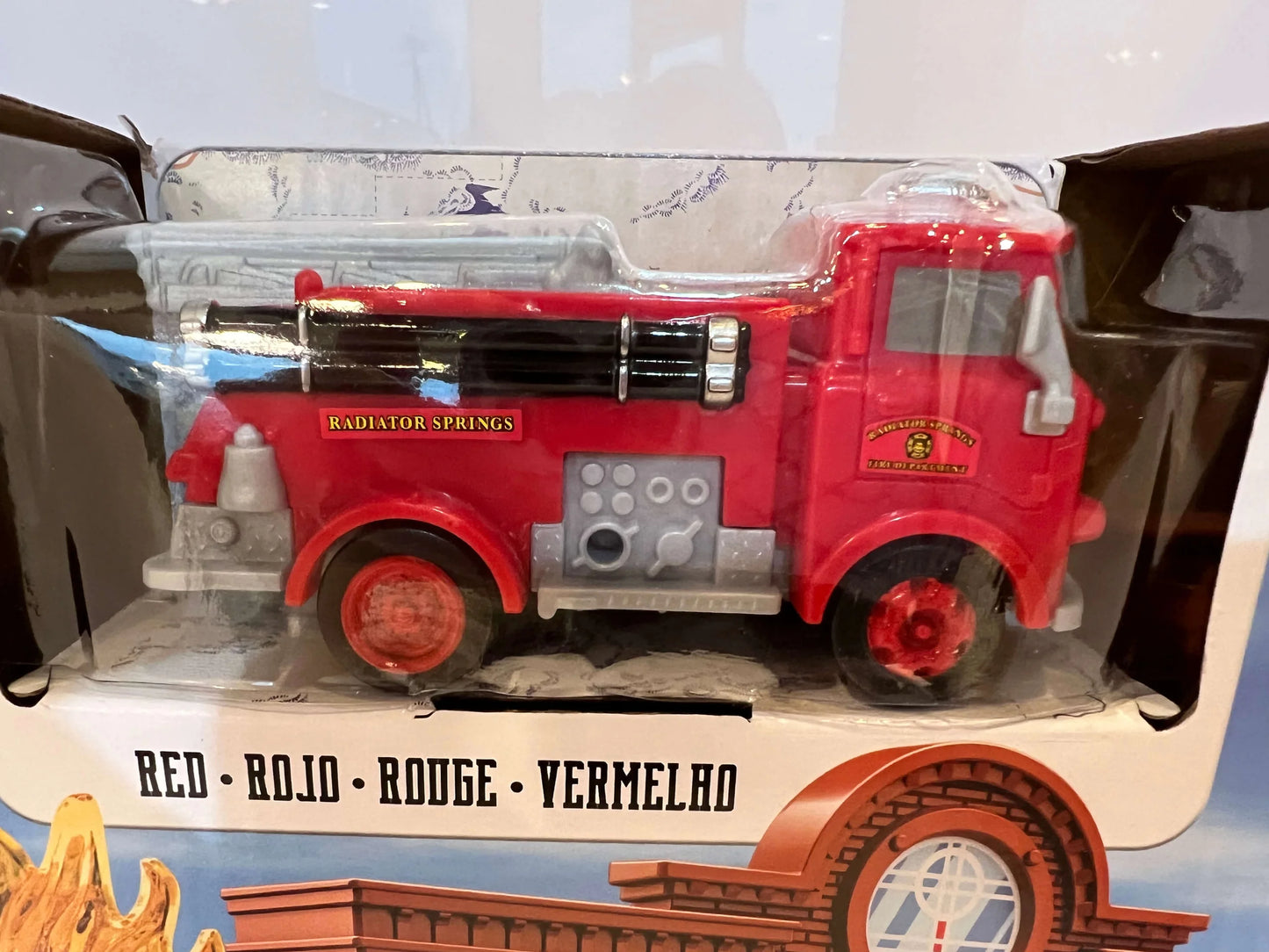 RED'S FIRE STATION(ON THE ROAD)