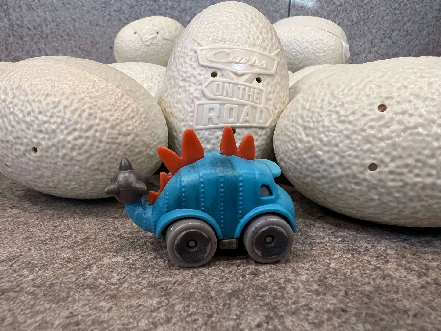 【ミニレーサーズ】DINO-EGGS アンキロサウルス(ON THE ROAD 2023)