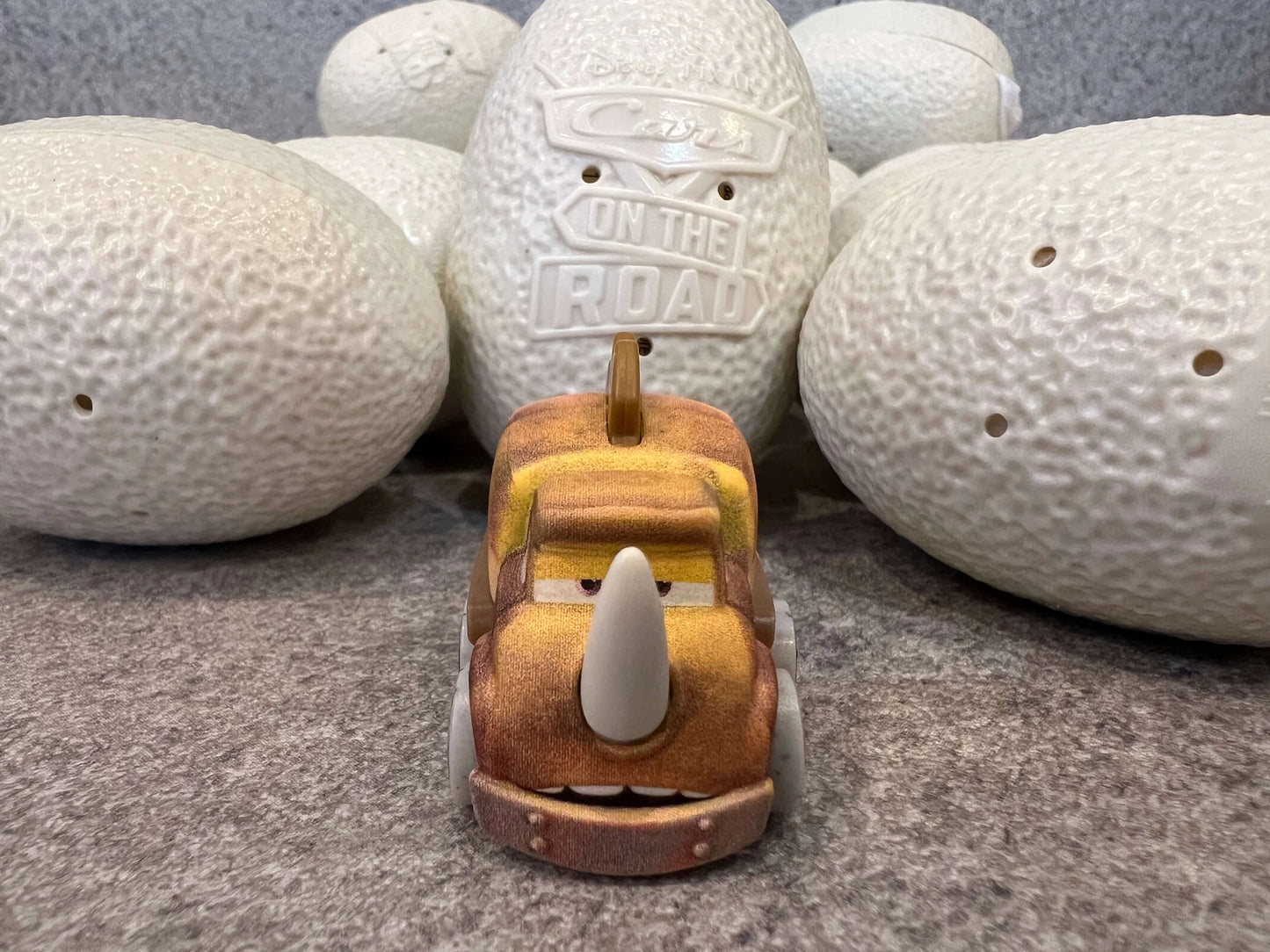 【ミニレーサーズ】DINO-EGGS クアドラトルコサウルス(ON THE ROAD 2023)