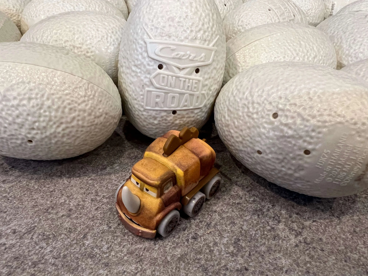 【ミニレーサーズ】DINO-EGGS クアドラトルコサウルス(ON THE ROAD 2023)