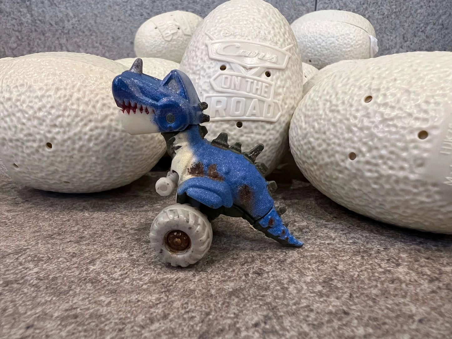 【ミニレーサーズ】DINO-EGGS ティラノミシオサウルス(ON THE ROAD 2023)