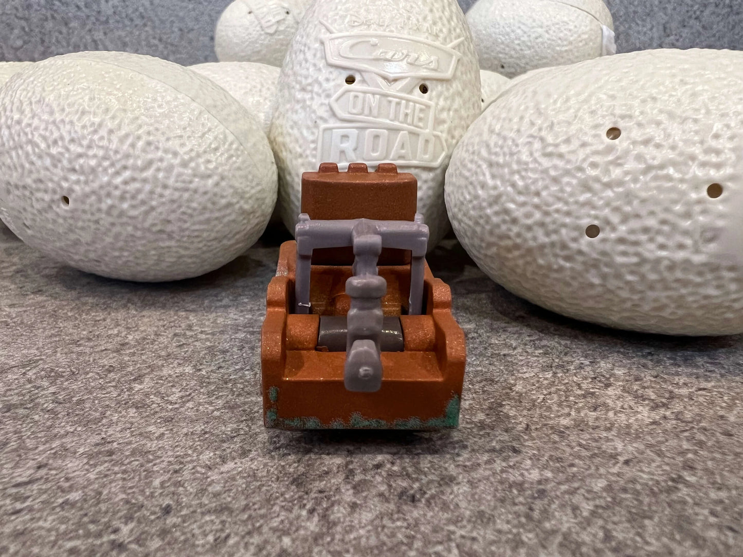 【ミニレーサーズ】DINO-EGGS ケイブ・メーター(ON THE ROAD 2023)