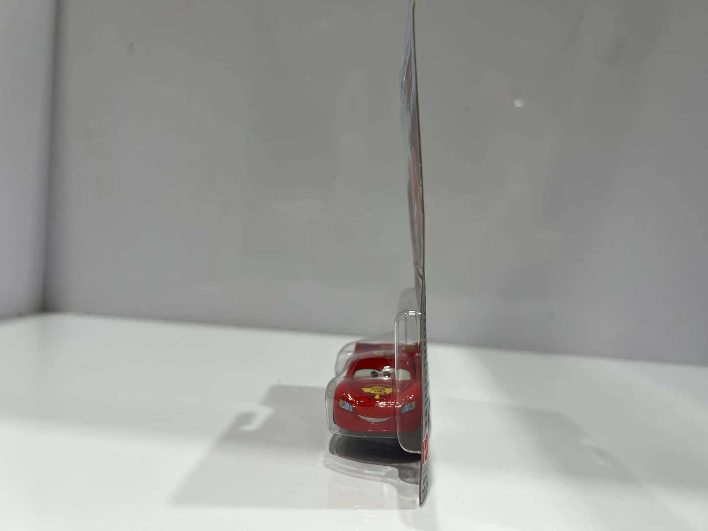LIGHTNING McQUEEN WITH RACING WHEELS(CARS2)(2022)