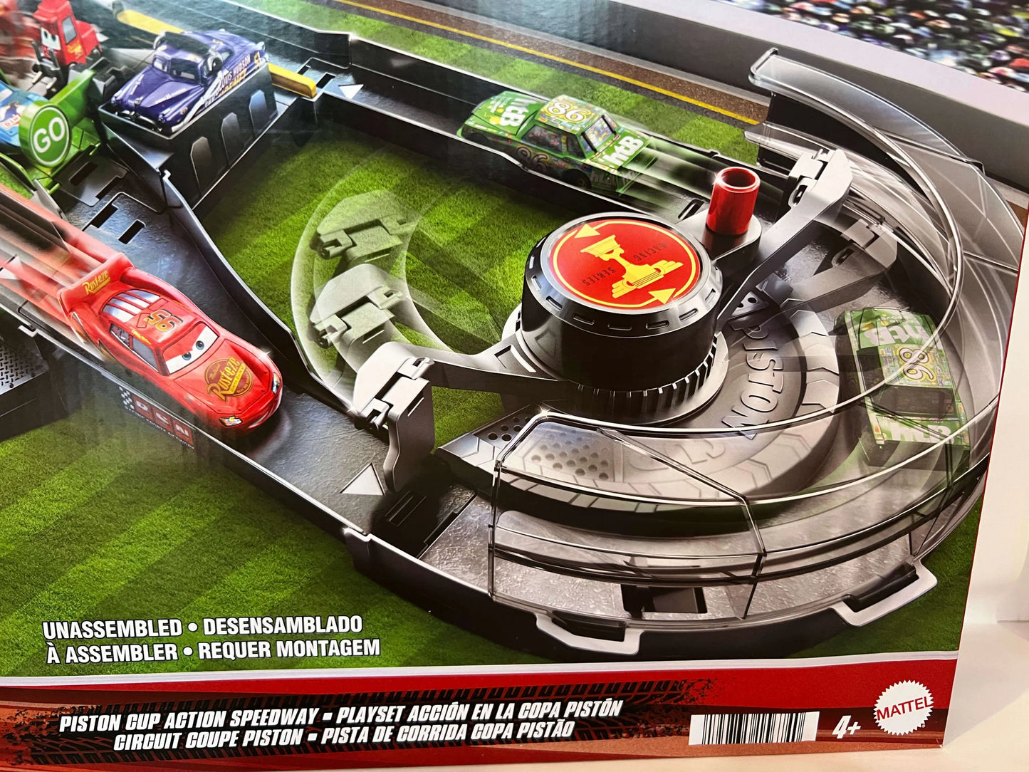 PISTON CUP ACTION SPEEDWAY PLAYSET(2023)