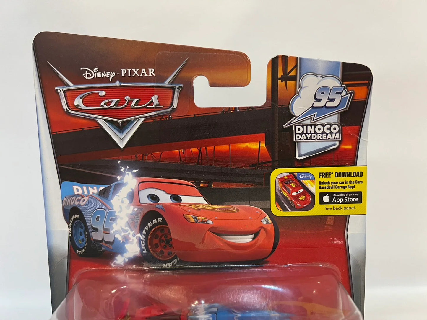 TRANSFORMING LIGHTNING McQUEEN(2016)