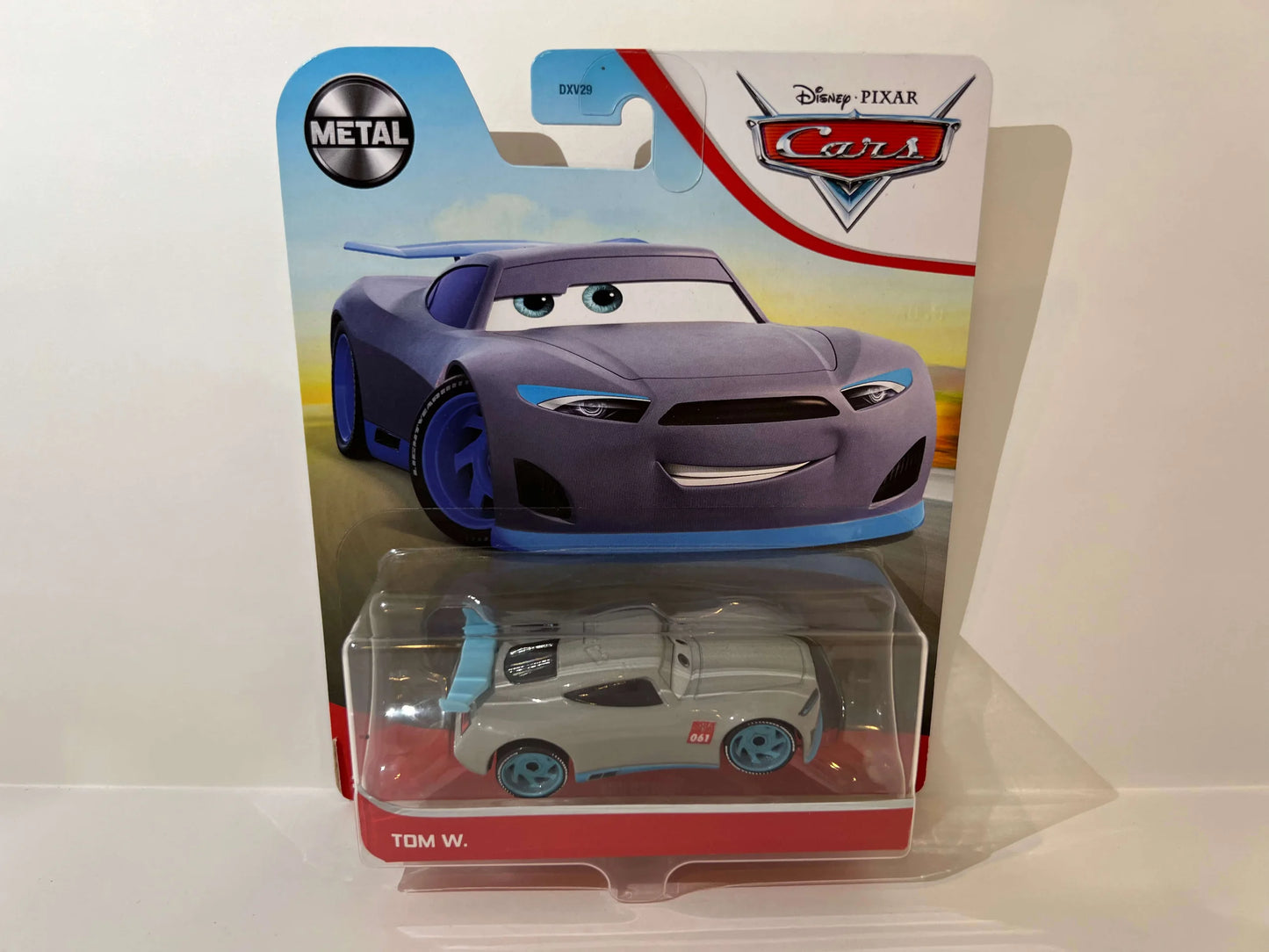 TOM W.(2021)