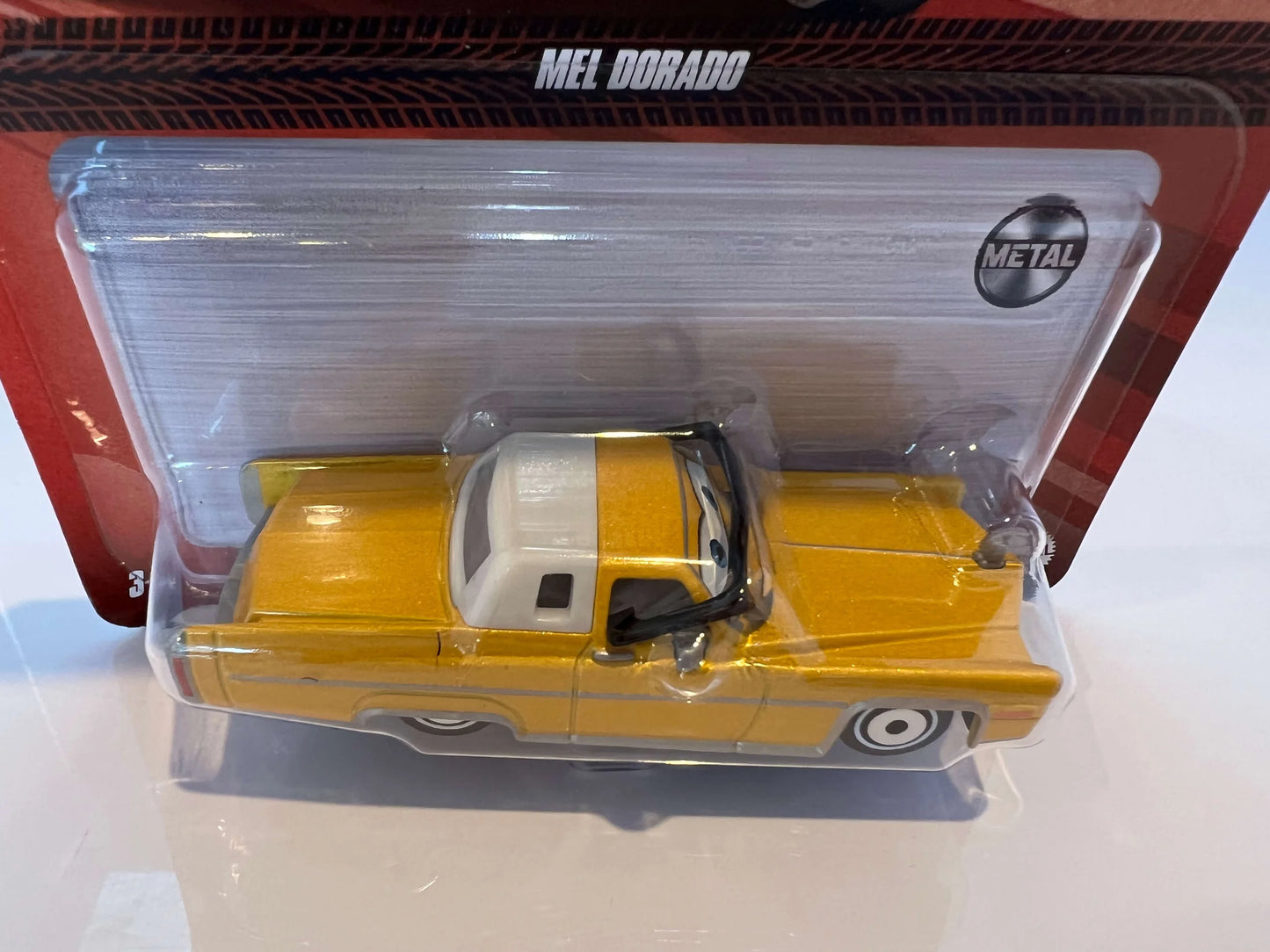 MEL DORADO (2022)