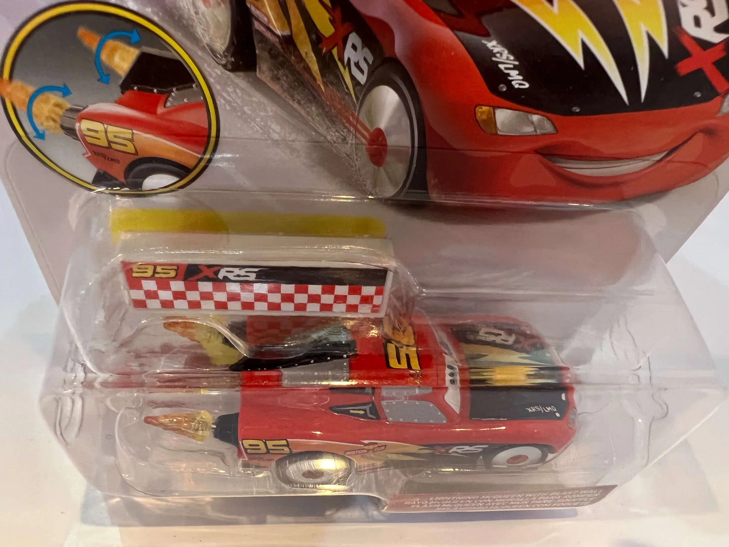 【XRS】ROCKET Racing LIGHTNING McQUEEN with BLAST WALL(2020)