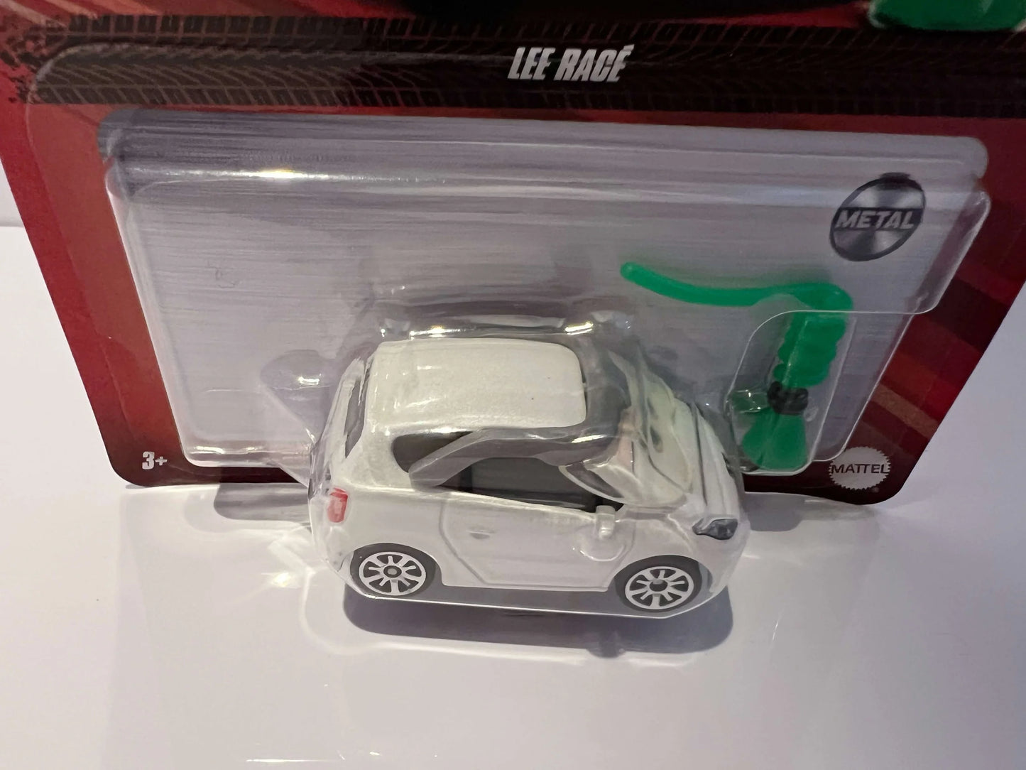 LEE RACE (2022)