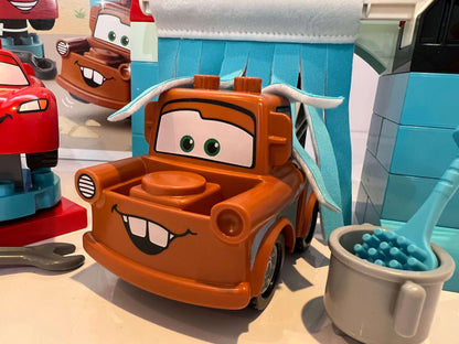 【LEGO】LIGHTNING McQUEEN & Mater's Car Wash Fun プレイセット